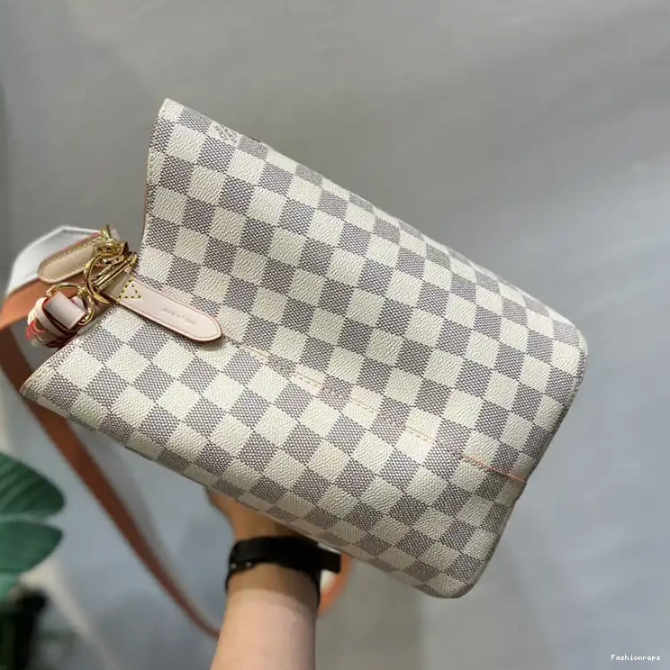 Fashionreps LV Bag 2304DJ0122 0825